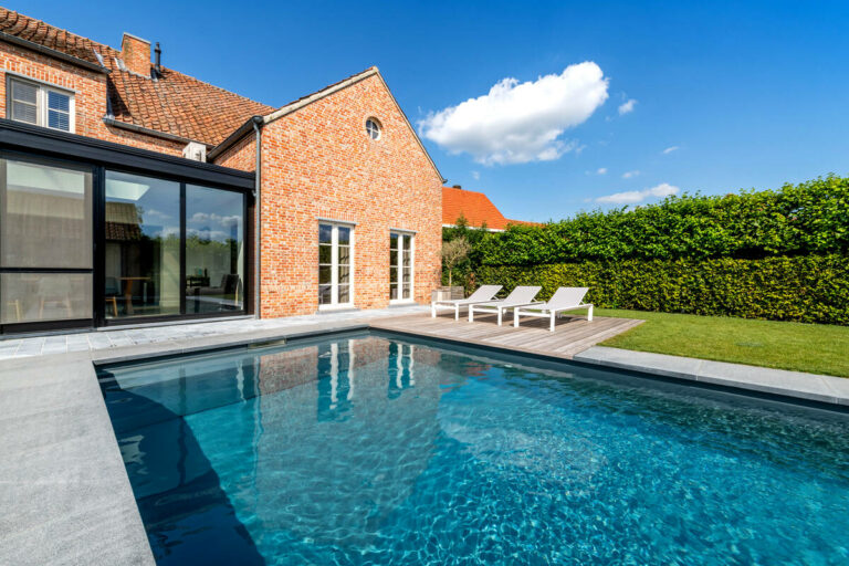 gb_pools_2210_central_10