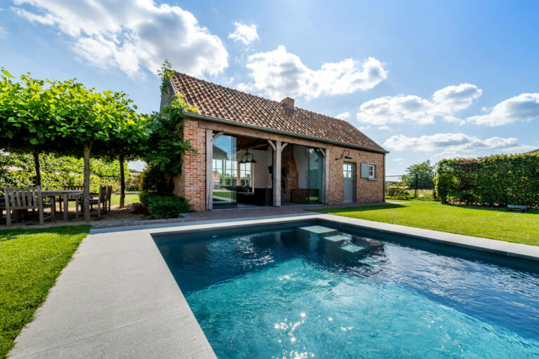 gb_pools_2210_central_11