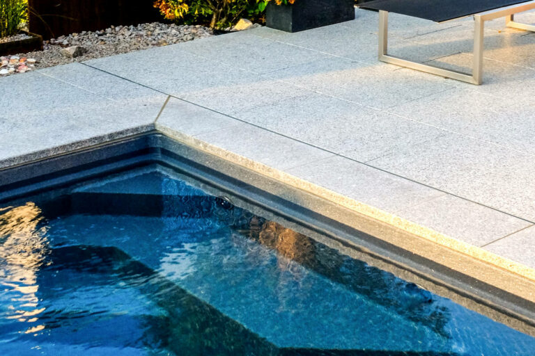 gb_pools_2210_compass_02