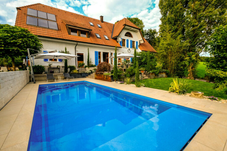 gb_pools_2210_compass_15