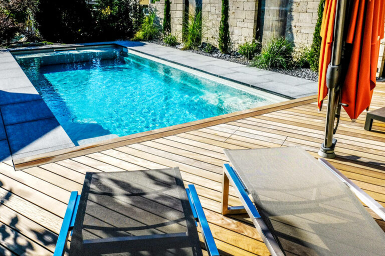 gb_pools_2210_compass_23